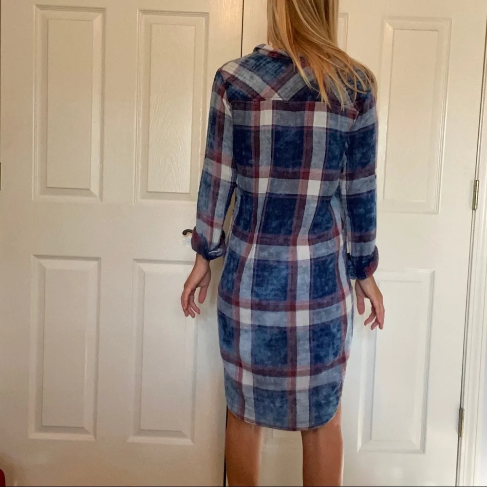 Chelsea and Violet Flannel Dress - Picture 3 of 5